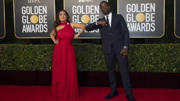 Van diepe decolletés tot sexy splits, 11 x de mooiste outfits van de Golden Globe