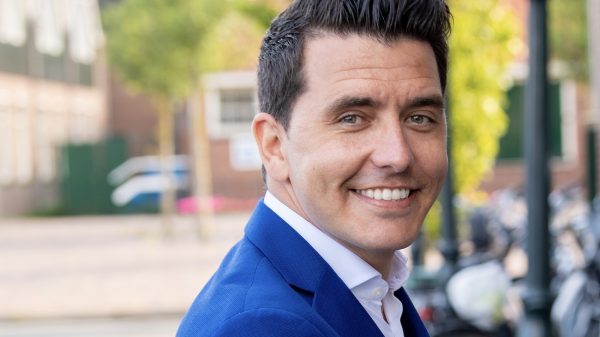 Jan Smit deelt foto gewonde TVOH-kandidaat Jasper