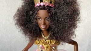 Thumbnail voor Stacey maakt échte poppen: 'Ik wil bijdragen aan een positief zelfbeeld'