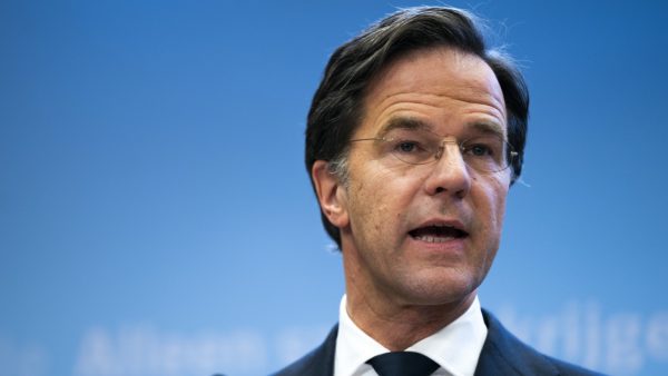 Rutte tijdens persconferentie 'We houden dit niet nog vier maanden vol'