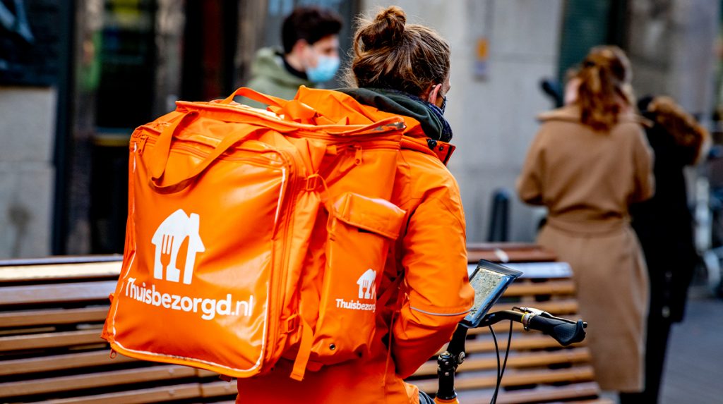 Restaurants betalen meer om hoger in app Thuisbezorgd te komen