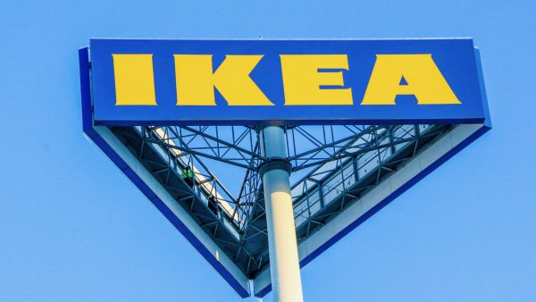 Ikea weer open