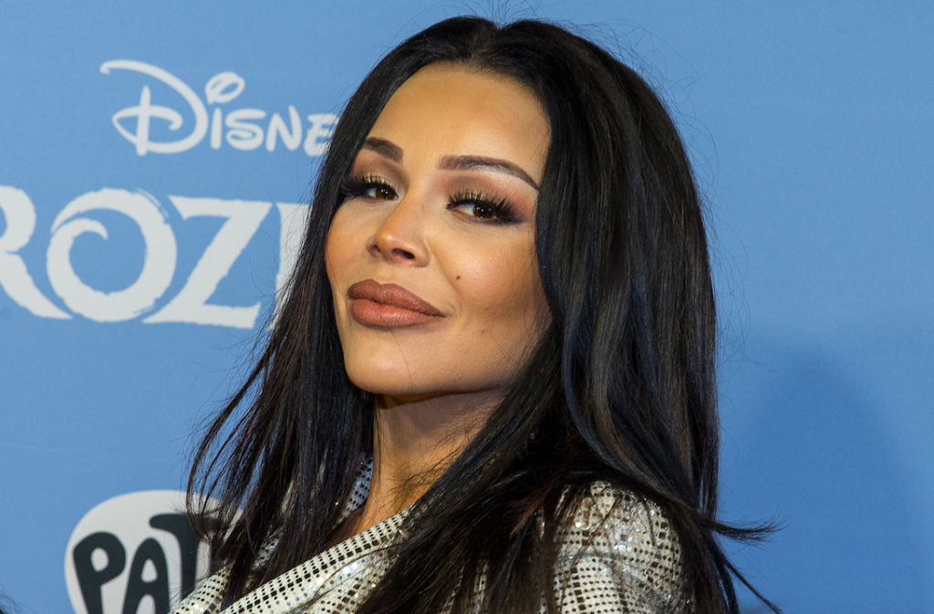 Politie deelt schokkende beelden van overval realityster Amanda Balk