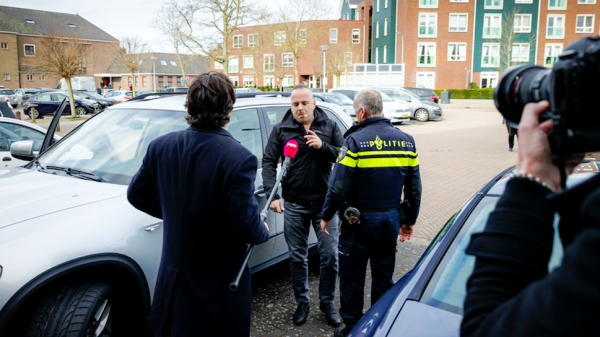 Politie greep bewust niet in bij incidenten Urk