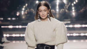 Thumbnail voor Gigi Hadid komt met eigen 'knitwear'-lijn: 'Ik heb er met liefde aan gewerkt'