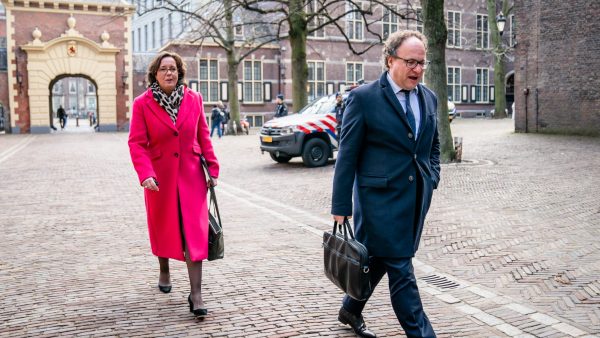 Koolmees en Van Ark naar Tweede Kamer voor uitleg over 'bron' Rutte