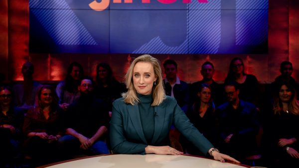 Redactie 'Jinek' wil gesprek met cabaretier Martijn Koning na Baudet-roast