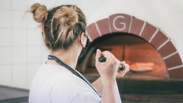 Chef-kok Suzanne: 'De baas hield mijn zesduizend euro bewust achter'