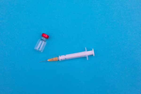 Dode door bloedklachten na toedienen coronavaccin Janssen