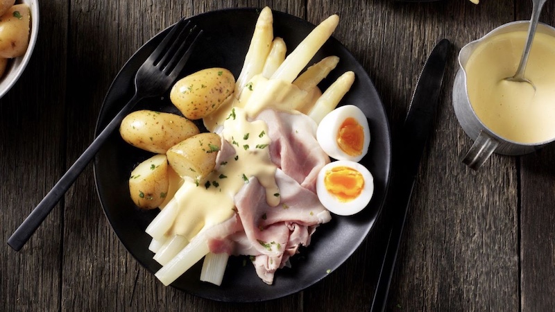 Asperge met ham en ei