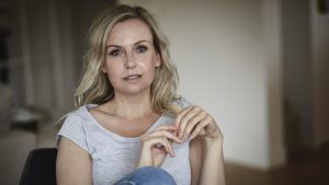 Thumbnail voor Jessica Villerius over haar Ruinerwold-docu: 'Heb enorm veel nagedacht over die ene scène'