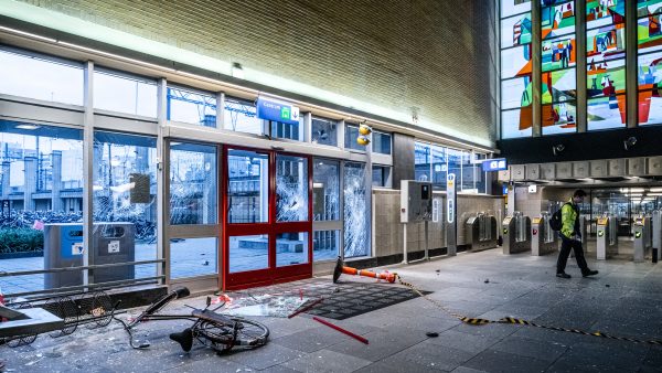 13-jarige relschopper schade eindhoven