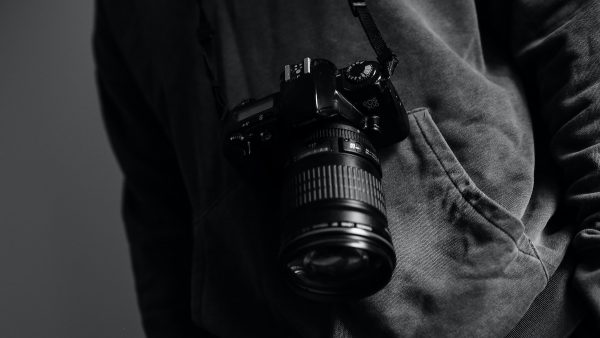 Persfotograaf krijgt schadevergoeding van duizenden euro's en excuses van Rotterdamse politie