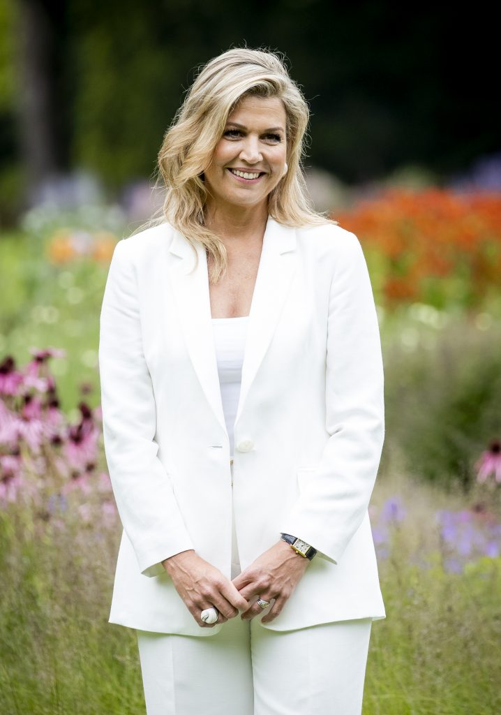 Máxima in wit pak fotosessie