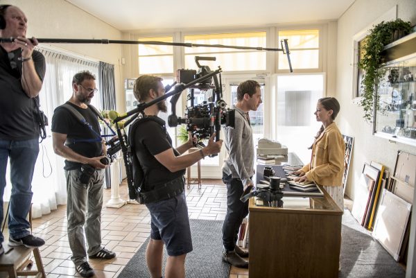 Pleun Nijhuis op de set van Buiten is het feest