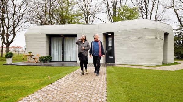 Elize gaat in een 3D-geprint huis wonenElize gaat in een 3D-geprint huis wonen