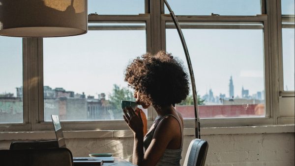 Gegarandeerd jaloerse teamscollega's want hiermee creëer jij je eigen koffiebar