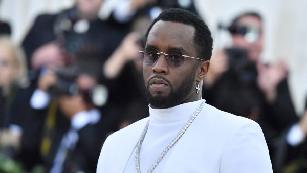 Diddy verandert wéér zijn naam: ‘Ik ben niet meer de persoon die ik voorheen was’Diddy verandert wéér zijn naam: ‘Ik ben niet meer de persoon die ik voorheen was’