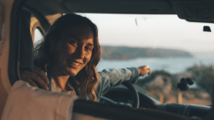 Thumbnail voor Lieve (24) woont in haar busje in Portugal: 'Ik plas op de mooiste locaties'