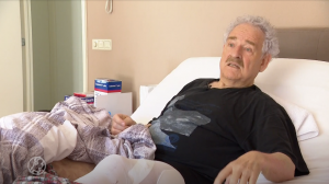 Thumbnail voor André (80) werd door wild zwijn aangevallen tijdens het plassen: 'Gevochten voor mijn leven'