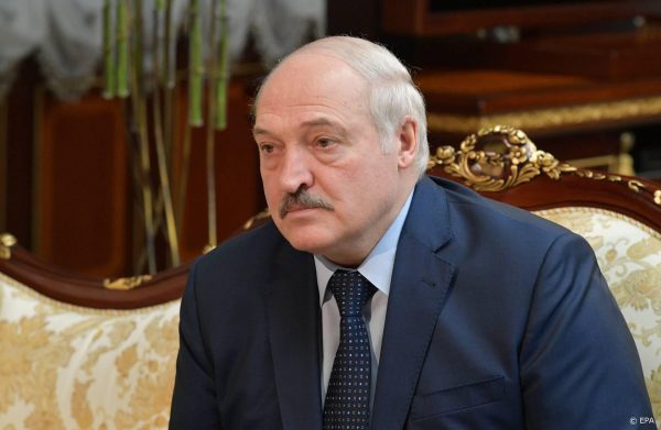 Loekasjenko regelt machtsoverdracht voor als hij gedood wordt
