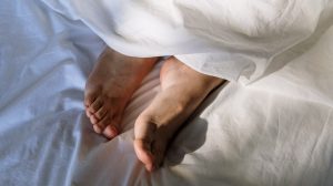 Thumbnail voor Suus kreeg na 14 jaar faken een orgasme: 'Gelijk mijn moeder gebeld'