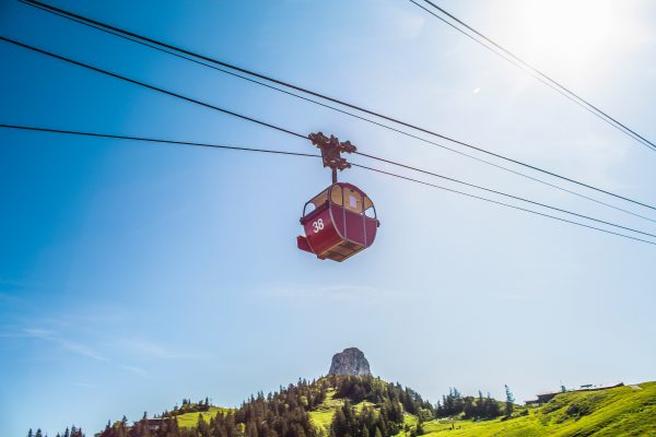 Dodental door ongeluk met kabelbaan bij Lago Maggiore naar negen