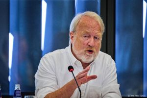 Thumbnail voor Van Dissel: 'Vierde coronagolf onwaarschijnlijk bij vlotte vaccinatie'