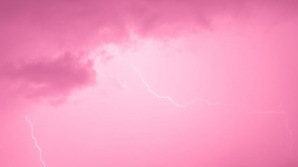 Na de hitte is het tijd voor echt Hollands weer met onweer en plensbuien