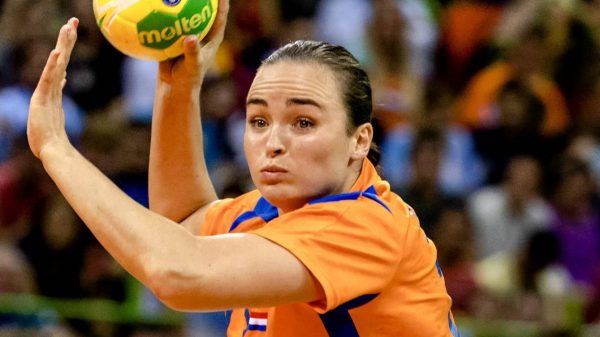 Handbalinternational Yvette Broch wil geen vaccin en mist Olympische Spelen