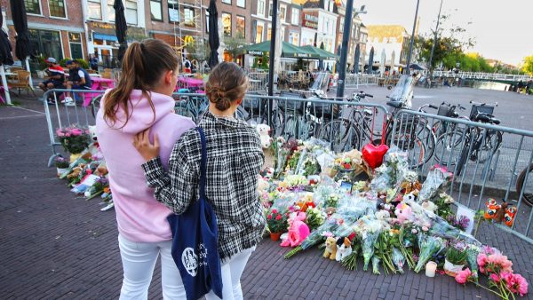 Petitie gestart tegen bussen in Leidse binnenstad na dodelijk ongeluk 7-jarig meisje