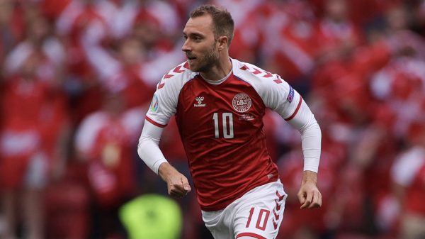 Eriksen tijdens Denemarken-Finland