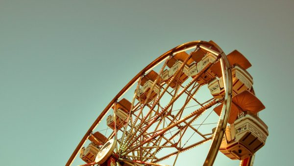 Kom maar op met die suikerspinnen: Tilburgse kermis gaat door