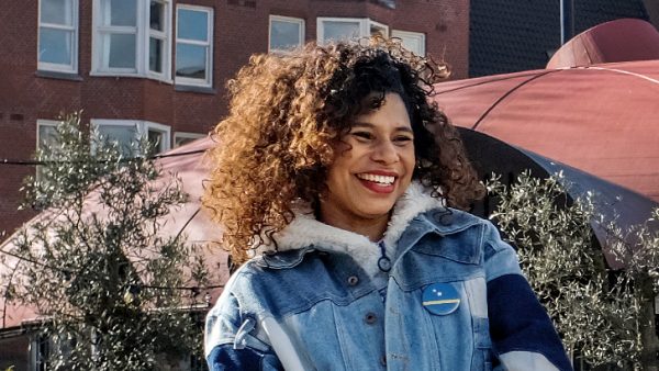 Natasja Gibbs met Erik Dijkstra valt in als zomerduo bij Op1