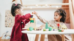 Thumbnail voor CNV bereikt cao-akkoord voor kinderopvang, lonen structureel 3 procent omhoog