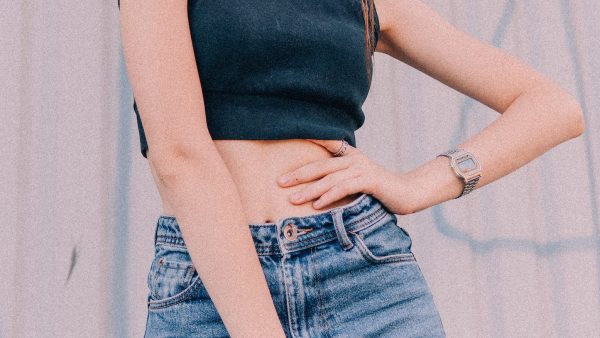 School in Amersfoort wil geen 'blote' kleding zien: 'Docenten kunnen last hebben van diep decollete'