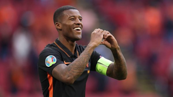 Wijnaldum draagt in achtste finale EK band met tekst ‘OneLove’