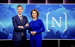 Thumbnail voor 'Nieuwsuur' wint Zilveren Nipkowschijf: 'Journalistieke kwaliteit opgestuwd tot grote hoogten'