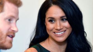 Thumbnail voor Verloskundige hielp Meghan Markle telefonisch bij bevalling van dochter Lili