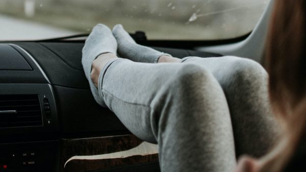 Annet werd bedreigd na relatiebreuk: 'Ik zat 2 uur verstopt in mijn auto'