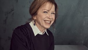 Thumbnail voor Bekende Nederlanders herdenken Sonja Barend: 'Ze is de moeder van de talkshows'