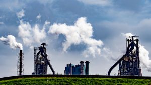 Thumbnail voor 'GGD-topman liet naam Tata Steel uit longkankerrapport schrappen'