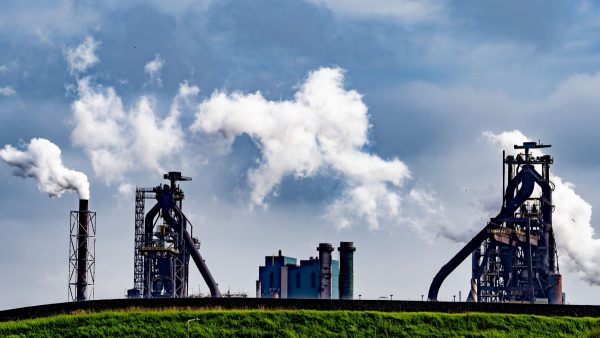 'GGD-topman liet naam Tata Steel uit longkankerrapport schrappen'