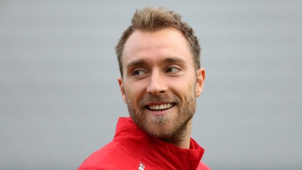 Jonge fan (11) deelt eerste foto van Christian Eriksen sinds zijn hartoperatie