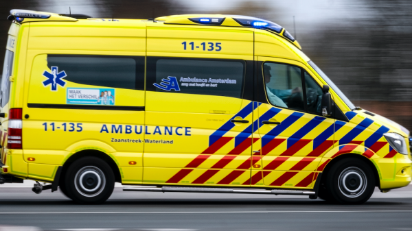 Zwangere vrouw (34) en 40-jarige man overleden door frontale botsing