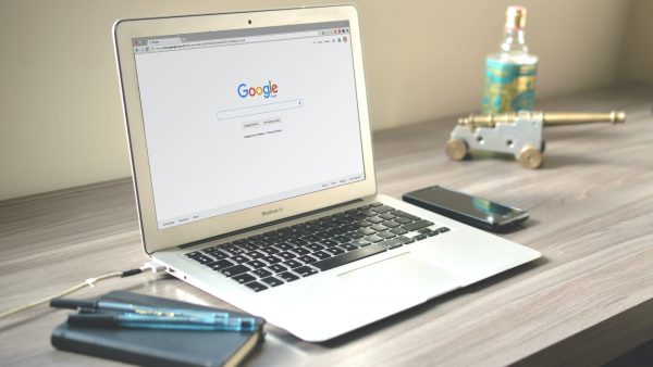 Google, Facebook en Twitter dreigen dienstverlening in Hongkong te staken