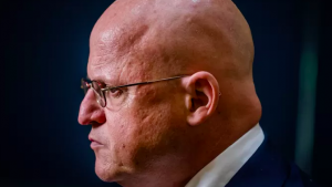 Thumbnail voor Grapperhaus start onderzoek naar beveiliging Peter R. de Vries