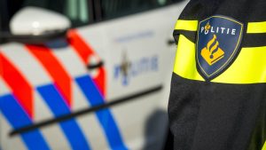 Thumbnail voor Drie agenten gewond geraakt bij incident op de A73 bij Horst