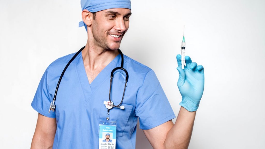 Sjansen met Janssen: vrijdag kun je na je prik op blind date