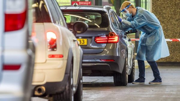 RIVM ziet ‘voorzichtige stabilisatie’ nieuwe coronagevallen